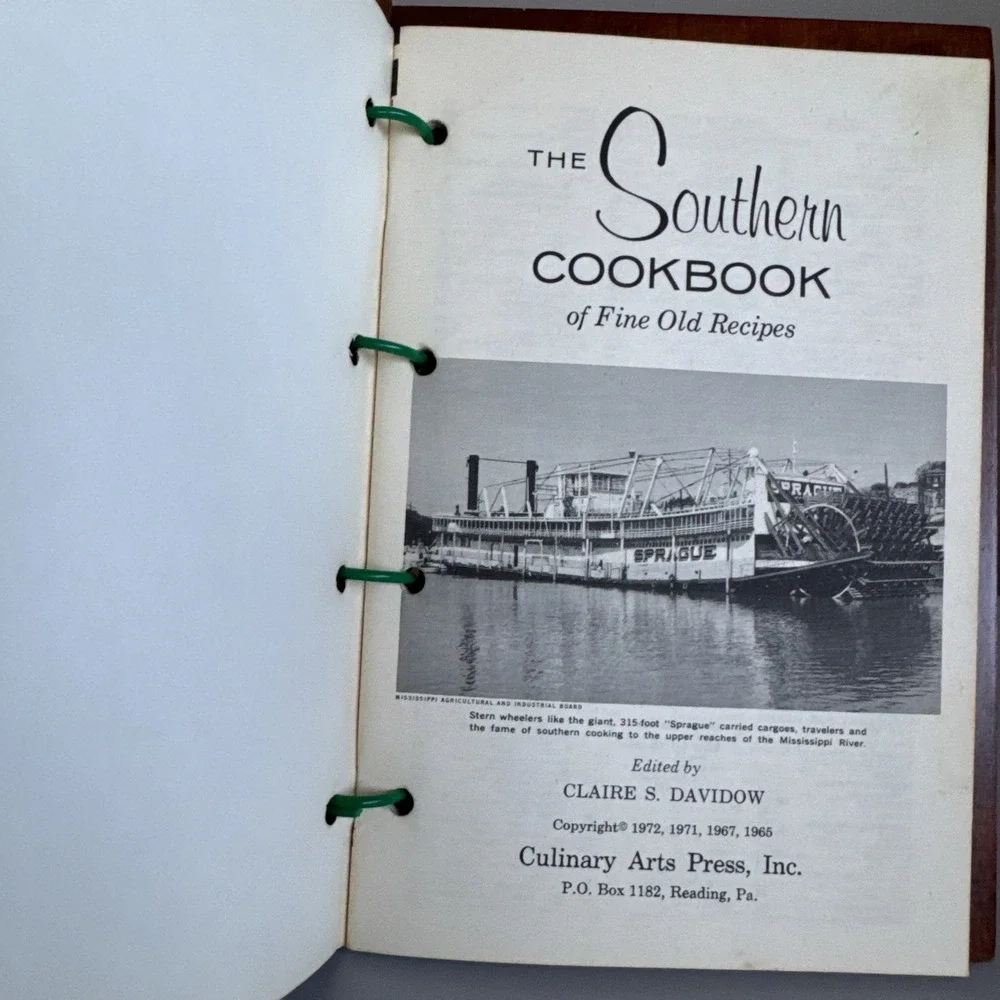 Vtg 1972 Southern Cook Book 250 Recipes Claire Davidow Wooden Cover Paperback